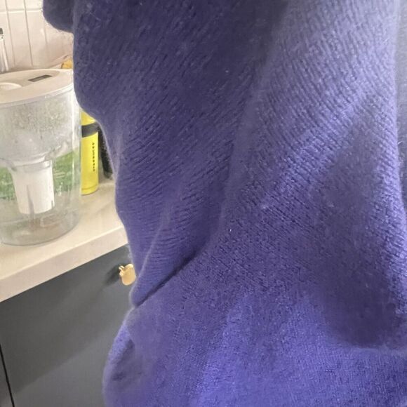 Chico's SZ 0 (S) Purple 100% Cashmere V-neck Sweater Quiet Luxury Old Money - Picture 5 of 8